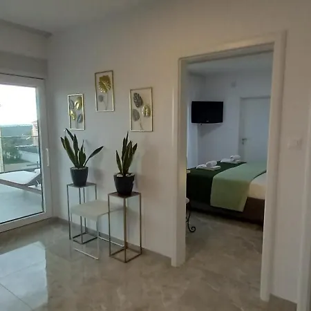 ヴィラ Vila Viktoria